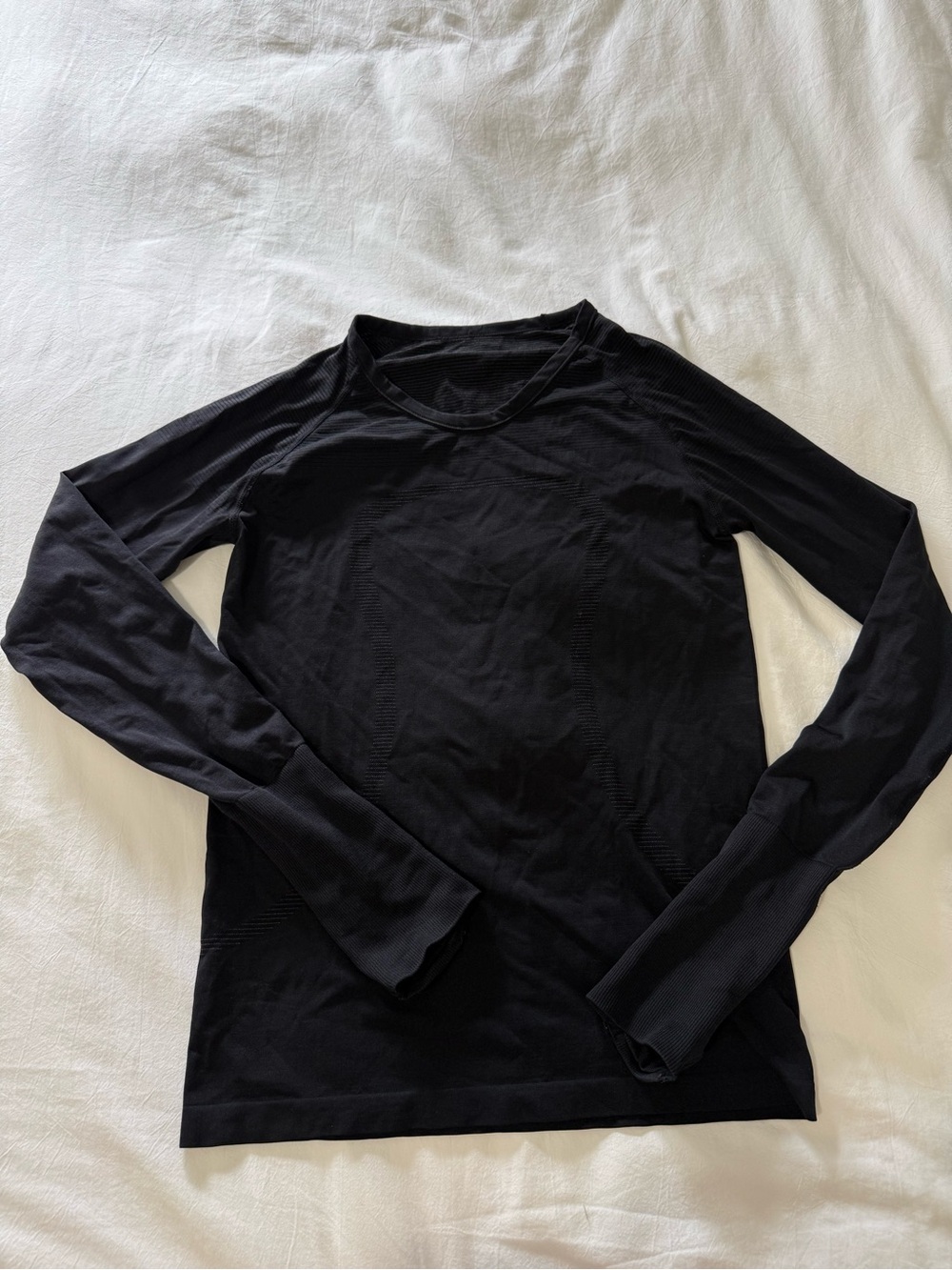 lululemon black long sleeve swiftly tech